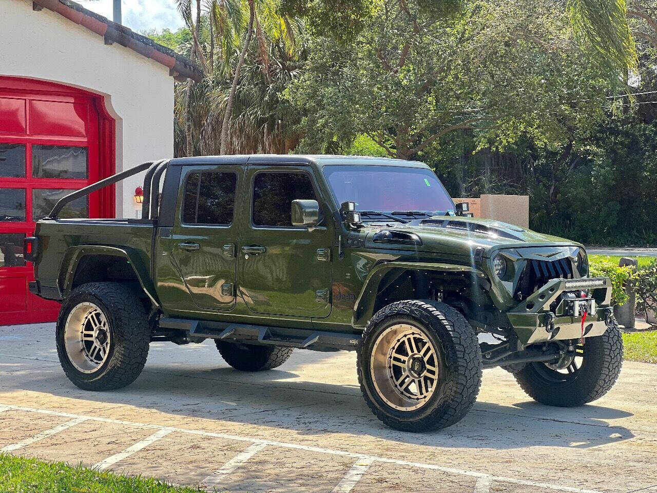 2021 JEEP Gladiator Pickup - $55,999