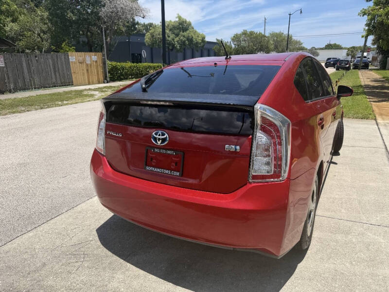 2014 Toyota Prius Three