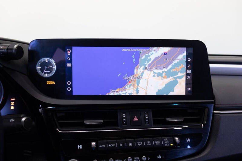 2022 Lexus ES 300h F SPORT