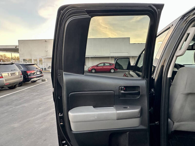 2012 Toyota Tundra Grade