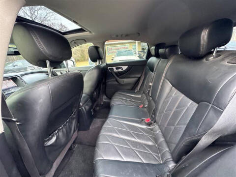 2011 Infiniti FX35