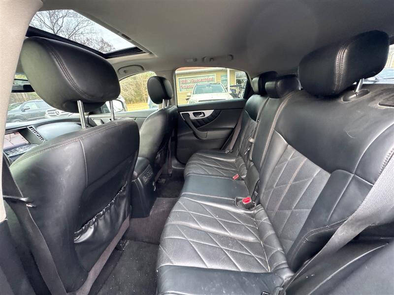 2011 Infiniti FX35
