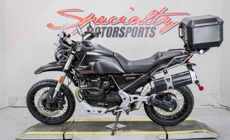 2022 Moto Guzzi V85TT