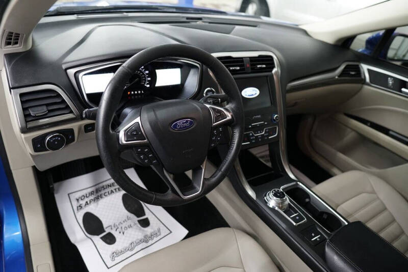 2020 Ford Fusion SEL