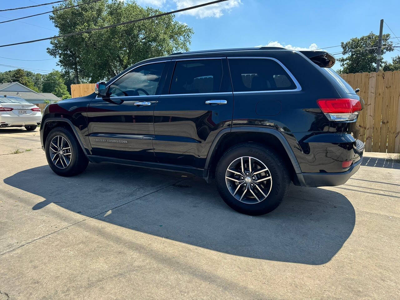 2017 Jeep Grand Cherokee for sale at Falasteen Motors in La Place, LA