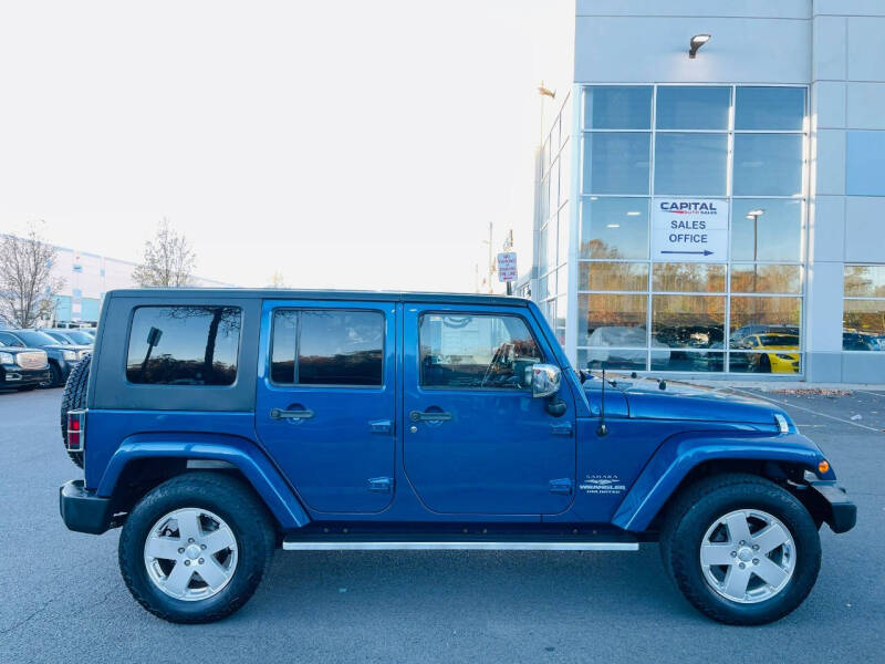 2010 Jeep Wrangler Unlimited Sahara photo 6