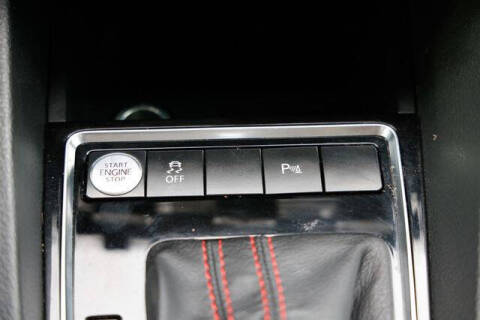 2017 Volkswagen Jetta 2.0T GLI