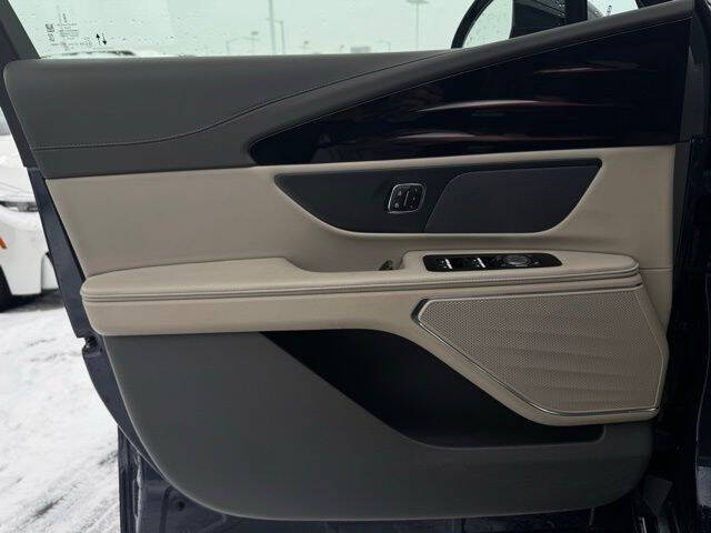 2024 Lincoln Nautilus Hybrid Premiere