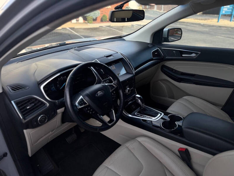 2018 Ford Edge Titanium