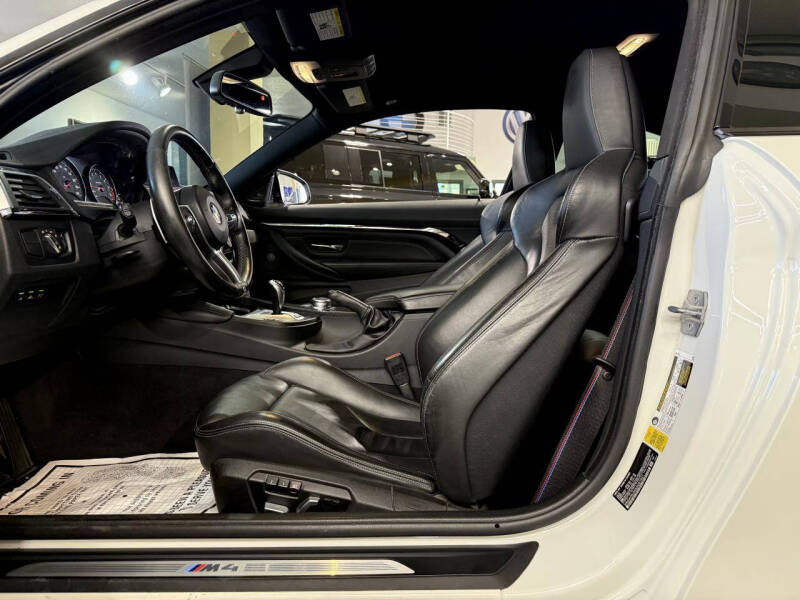 2019 BMW M4