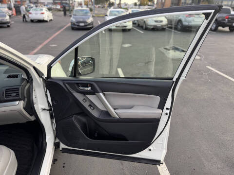 2014 Subaru Forester 2.5i Limited