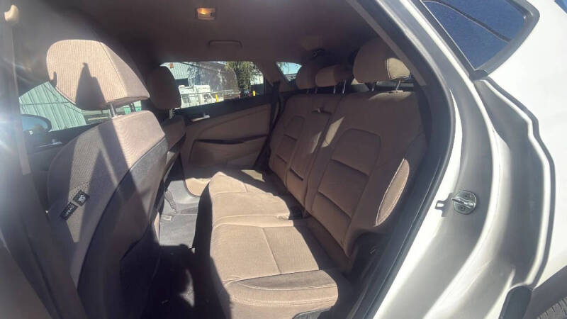 2020 Hyundai Tucson SE