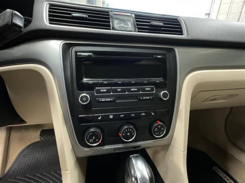 2013 Volkswagen Passat