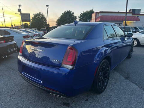 2019 Chrysler 300 S