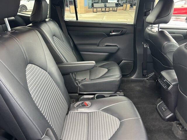 2023 Toyota Highlander XSE