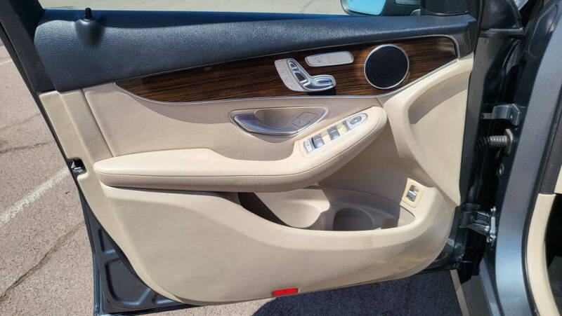 2018 Mercedes-Benz GLC GLC 300