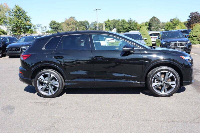 2024 Audi Q4 e-tron quattro Premium 50