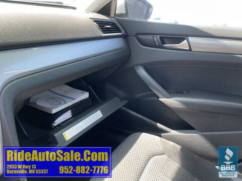 2012 Volkswagen Passat S PZEV