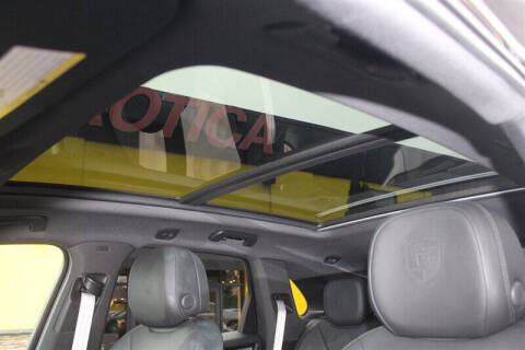 2022 Porsche Cayenne Platinum Edition