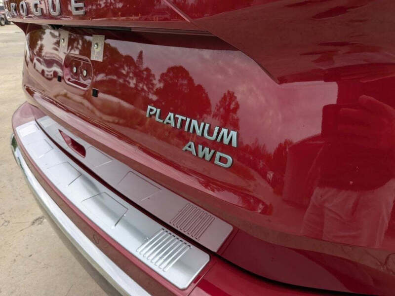 2025 Nissan Rogue Platinum