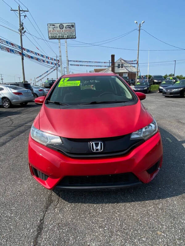 Used 2015 Honda Fit LX with VIN 3HGGK5H50FM717267 for sale in New Castle, DE