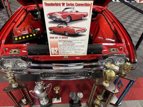1962 Ford Thunderbird