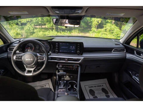 2022 Kia K5