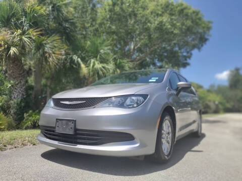 2017 Chrysler Pacifica LX