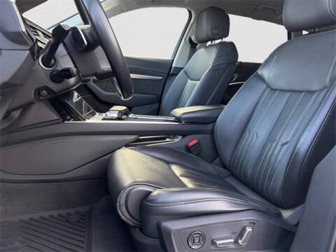 2019 Audi e-tron quattro Prestige