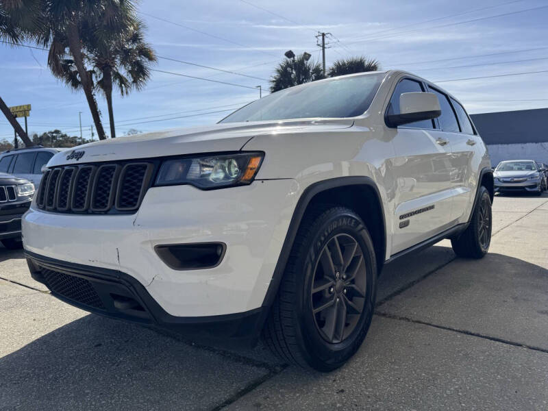 2017 Jeep Grand Cherokee Laredo