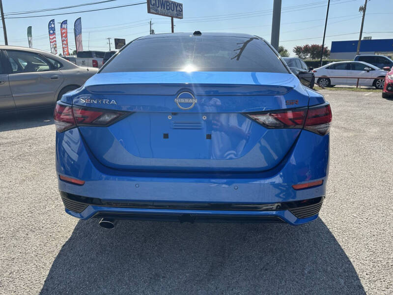 2025 Nissan Sentra SR