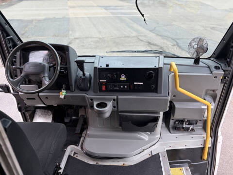 2013 Isuzu NPR