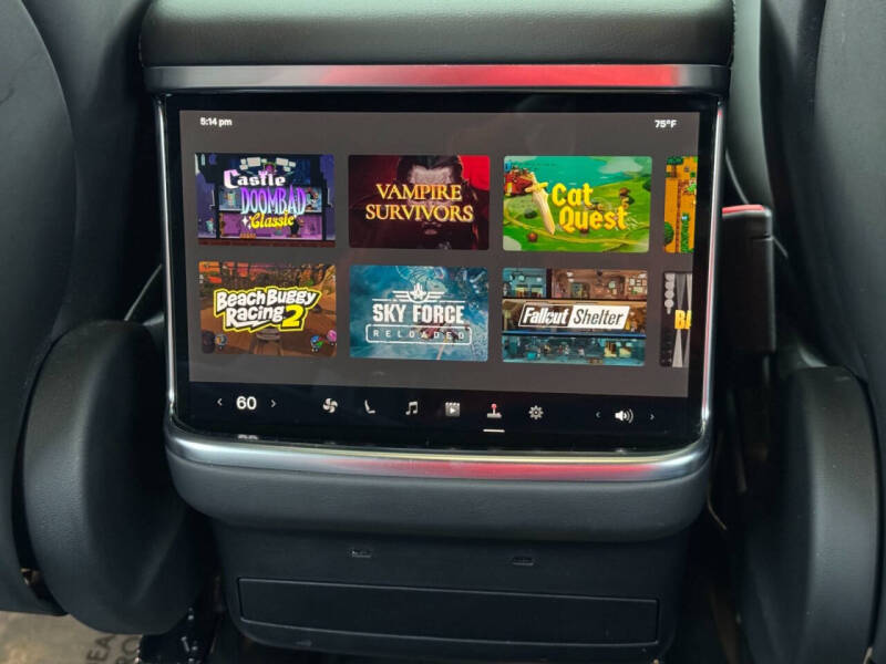 2023 Tesla Model X Standard Range