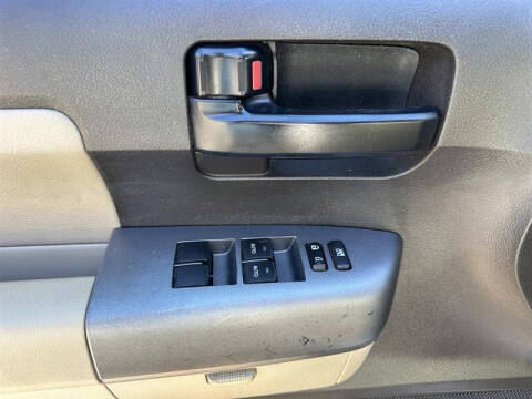 2010 Toyota Sequoia SR5