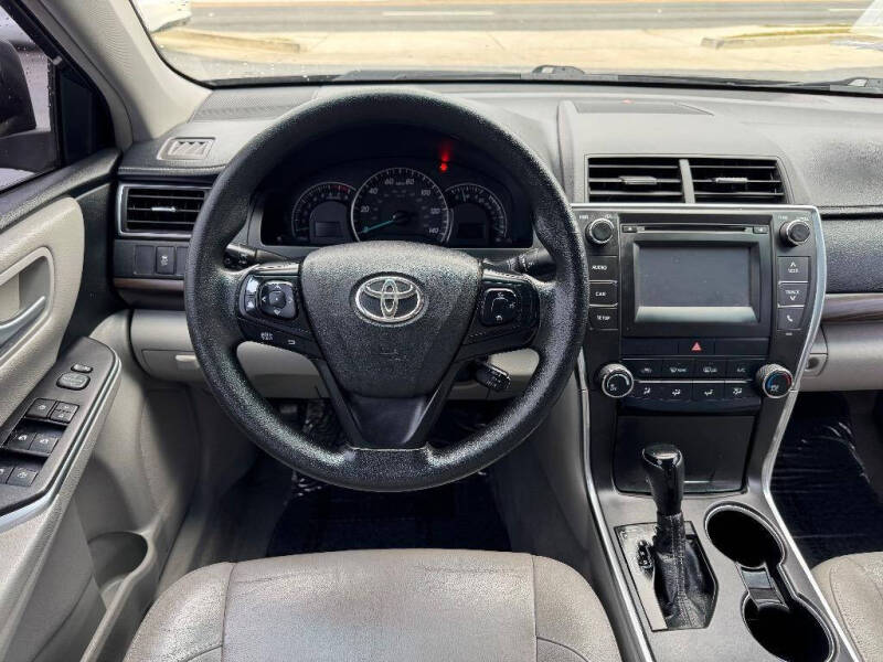 2015 Toyota Camry LE