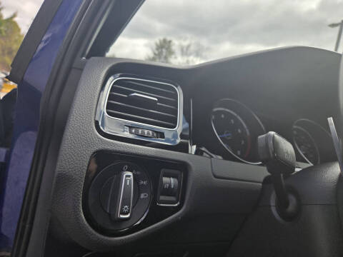 2015 Volkswagen Golf R