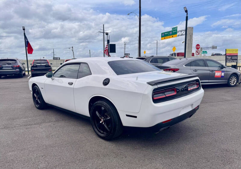 2017 Dodge Challenger