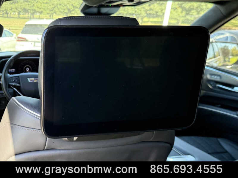 2024 Cadillac Escalade ESV Sport Platinum