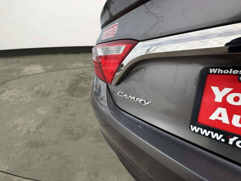 2017 Toyota Camry SE