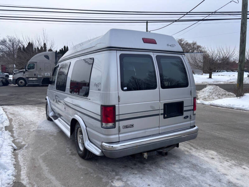 2000 Ford E-Series E-150