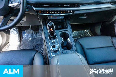 2025 Cadillac XT4 Premium Luxury