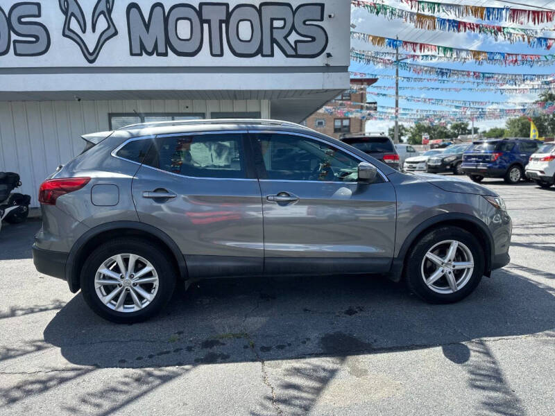 2017 Nissan Rogue Sport SV