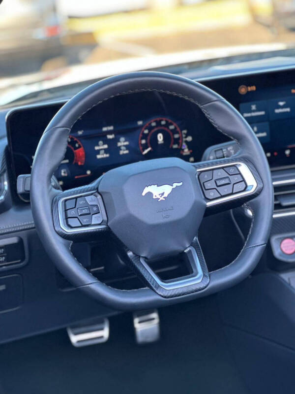 2025 Ford Mustang EcoBoost Premium