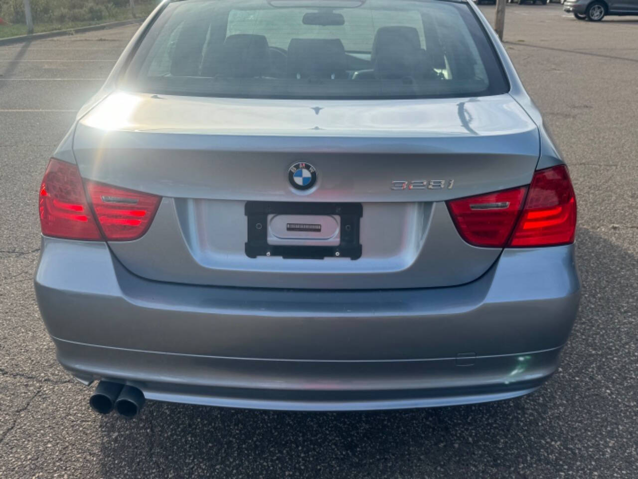 2009 BMW 3 Series for sale at LUXURY IMPORTS AUTO SALES INC in Ham Lake, MN