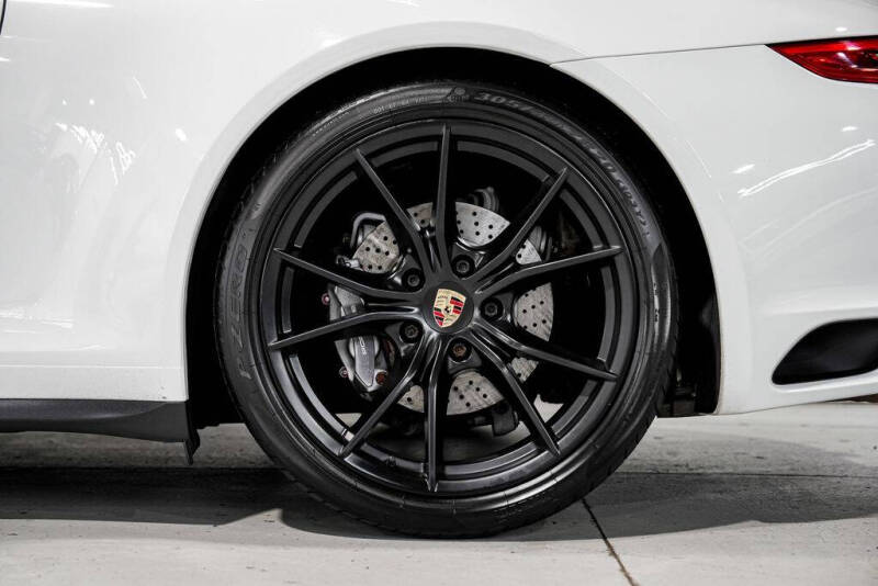2017 Porsche 911 Targa 4