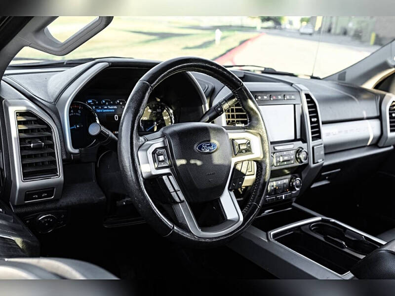 2020 Ford F-350 Super Duty Lariat