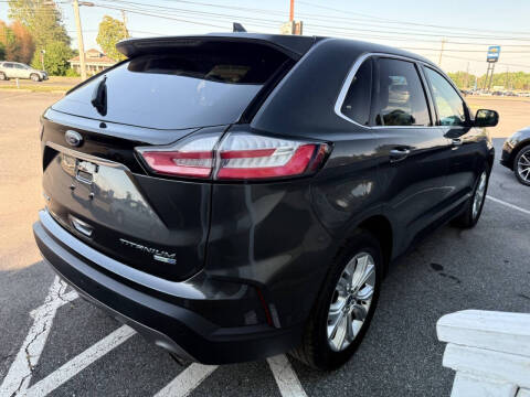 2020 Ford Edge Titanium