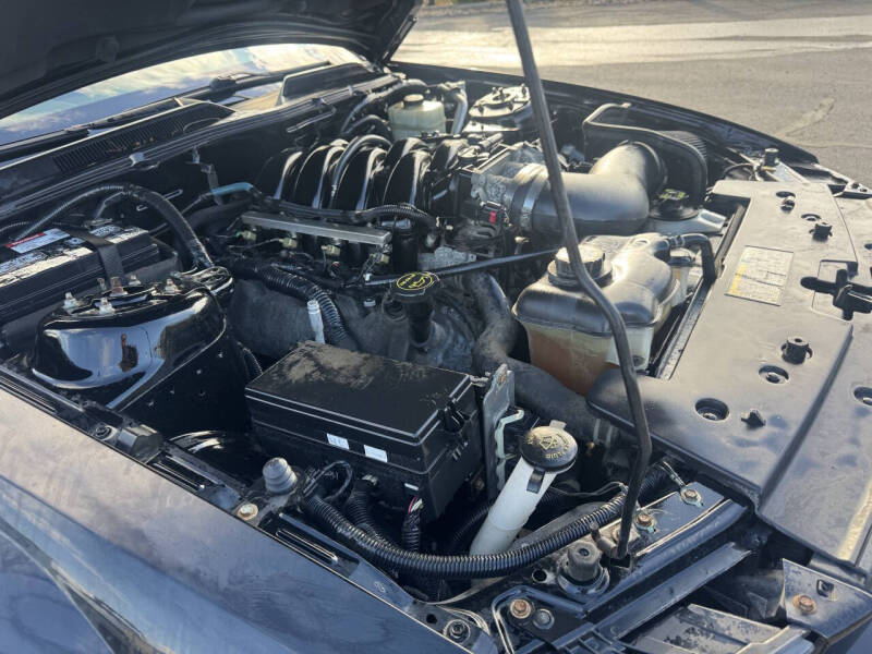 2006 Ford Mustang GT Deluxe