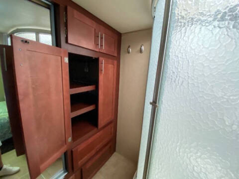 2011 Freightliner MH Chassis