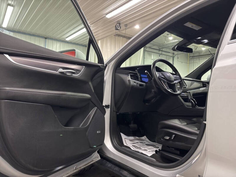 2020 Cadillac XT5 Luxury